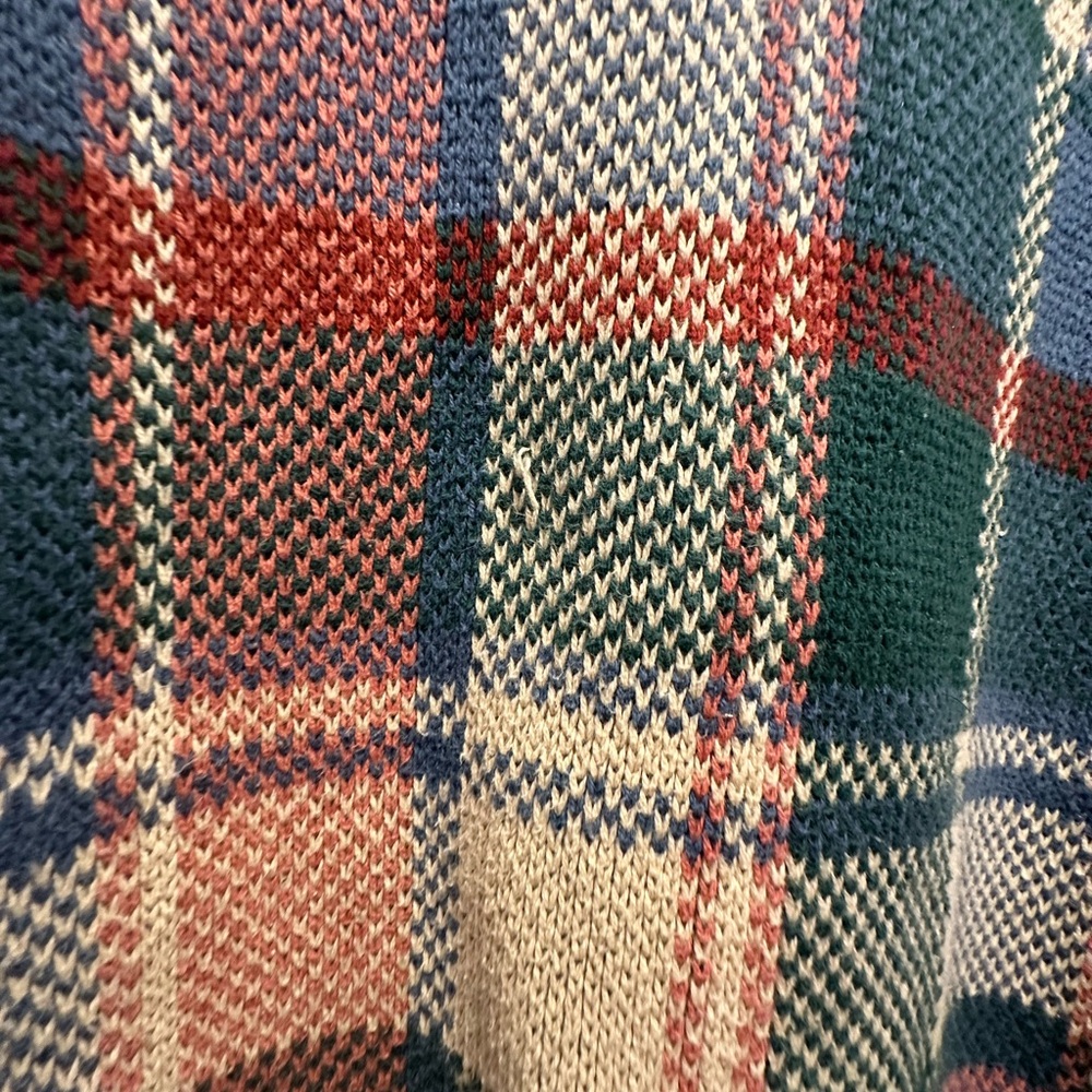 Abercrombie & Fitch Plaid Cardigan in Green and Red - Picture 11 of 11